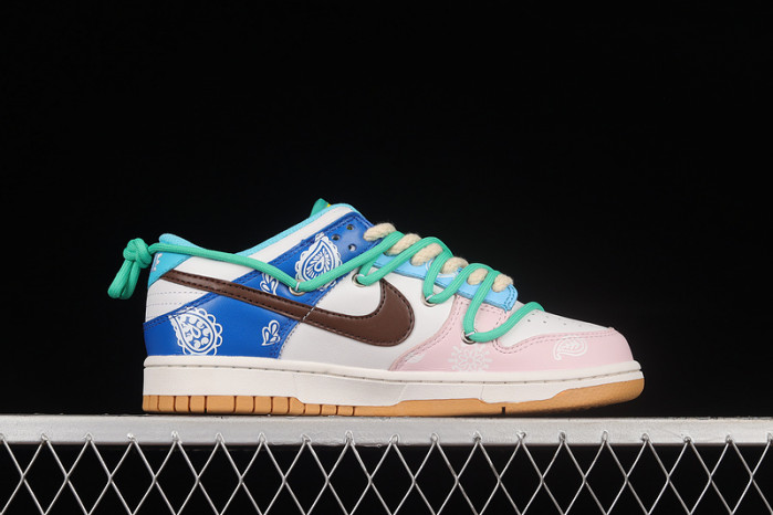 nike dunk low se ‘’ free.99