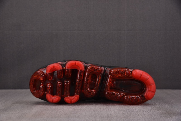 NIKE AIR VAPORMAX Plus CV1645-001