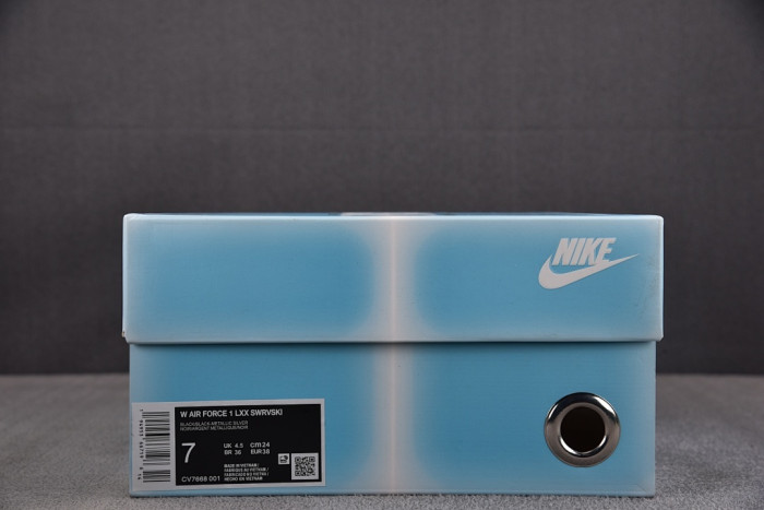 NIKE AIR FORCE 1 Swarovski Retroreflective Crystals Black CV7668-001