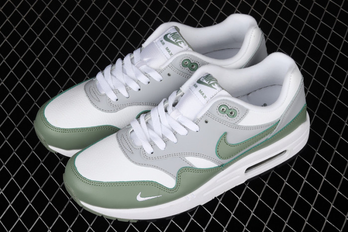nike air max 1 spiral sage db5074-100