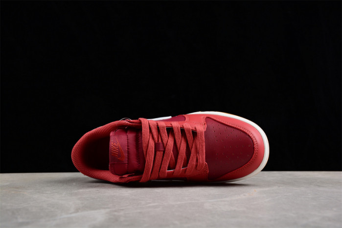 dunk low with hits of “desert berry” dd1503-603