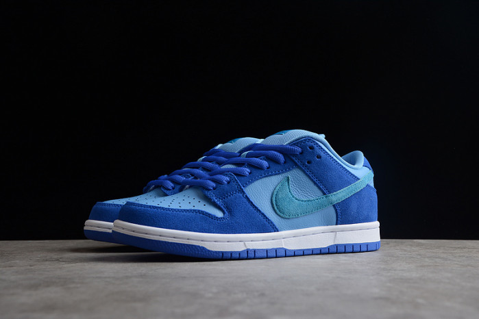 nike sb dunk low blue raspberry - dm0807-400