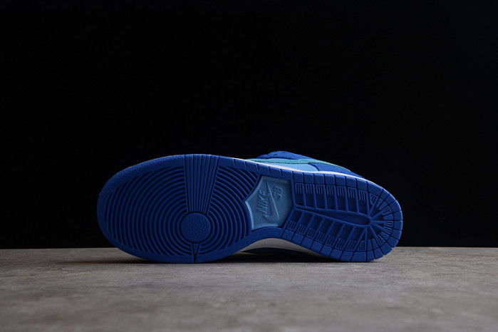 nike sb dunk low blue raspberry - dm0807-400