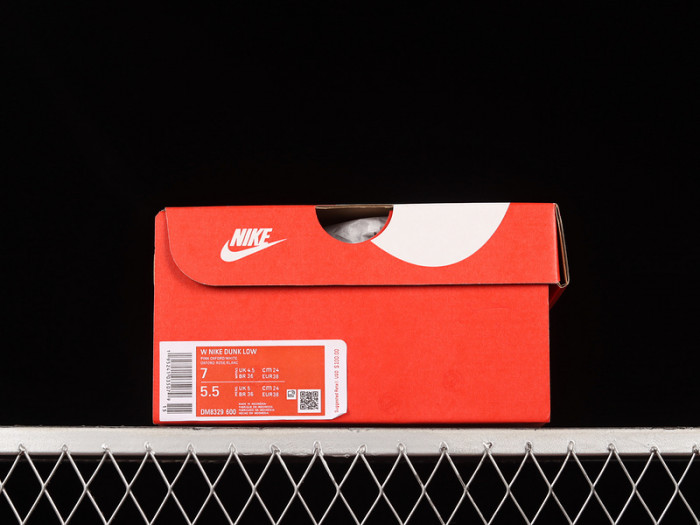 nike dunk low pink oxford dm8329-600