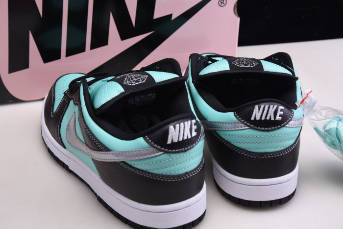 D1am0nd s*pply co. x dunk low pro sb 