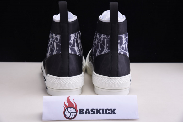 dr b23 homme kaws high-top sneaker