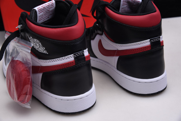 air jordan 1 black white gym red 555088-061