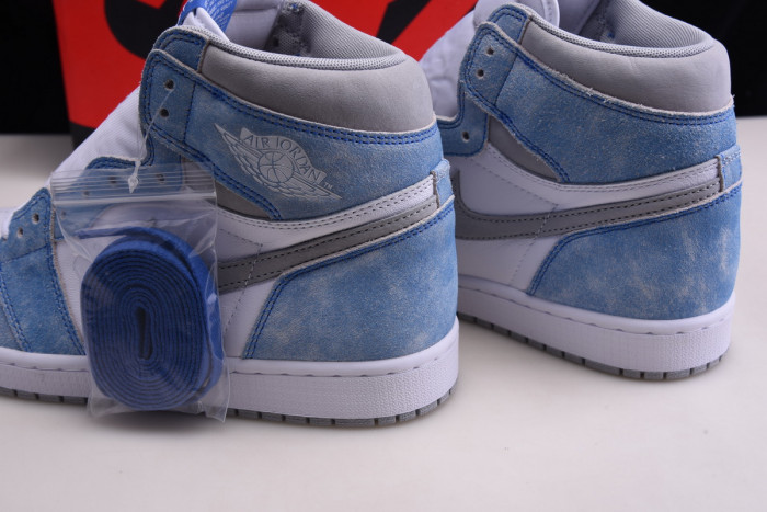 air jordan 1 high og hyper royal 555088-402