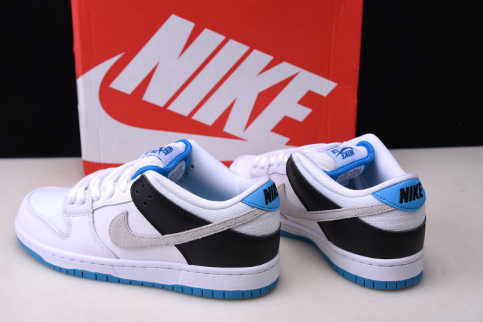 nike sb dunk low "laser blue" bq6817-1010
