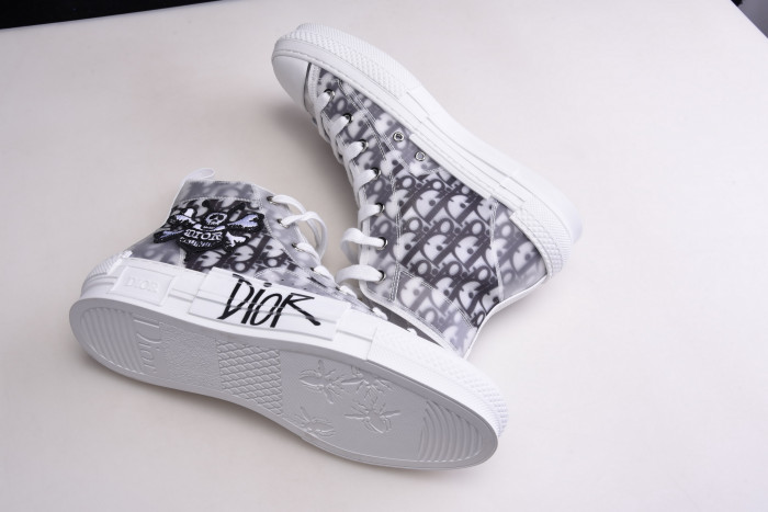 dr b23 homme kaws h903p165