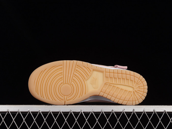 nike dunk low teddy bear - dz5318-640