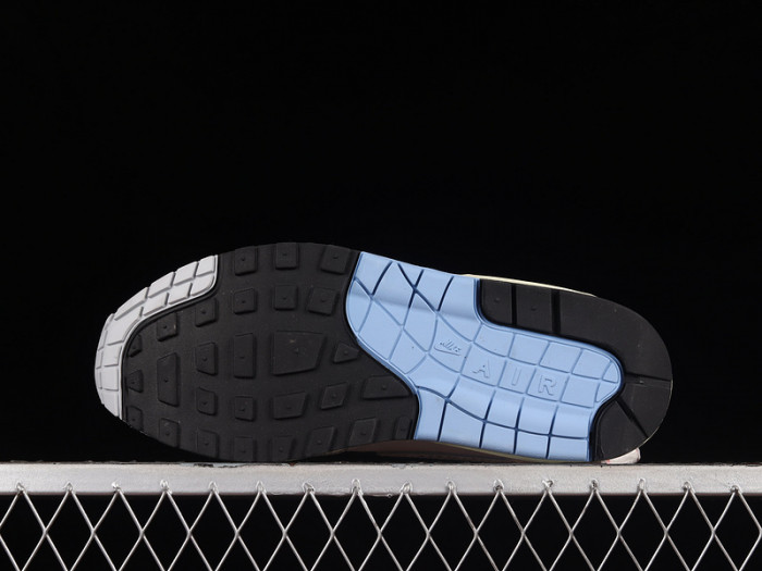 nike air max 1 safari summit white fb5059-100