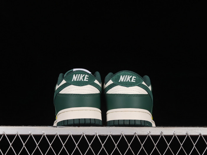 nike dunk low se noble green fd0350-133