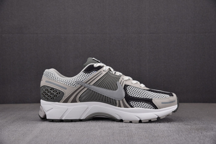 nike zoom vomero 5 "iron ore" fd0791-012