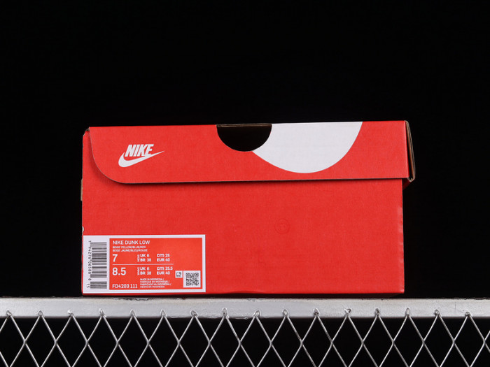 nike dunk low year of the rabbit fd4203-111