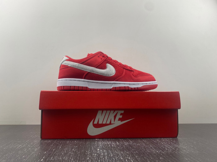 nike dunk low valentine