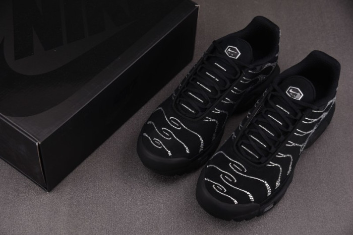 Nike Air Max Plus Swarovski Moonlight FZ4237-001