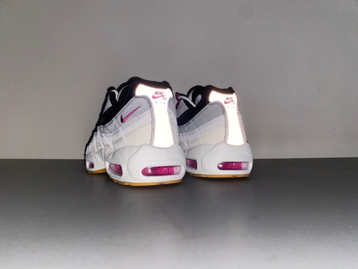 Nike Air Max Plus HF7545-100