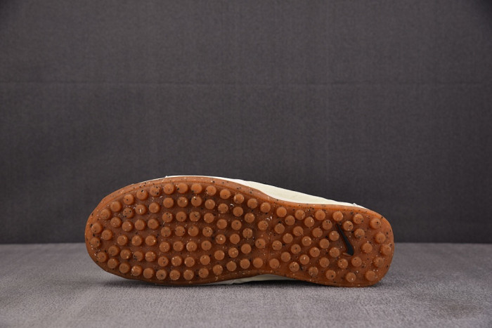 Nike Moon Shoe SP Jacquemus Alabaster HV8547-700