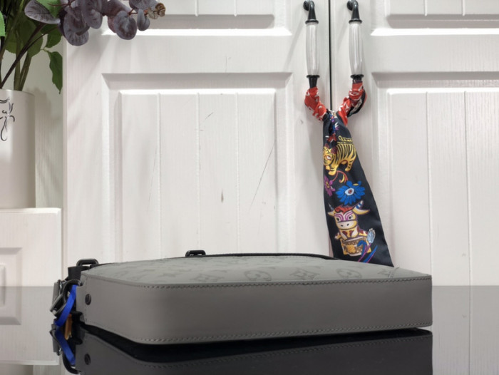 LU VI BAG 26x18.5x5cm