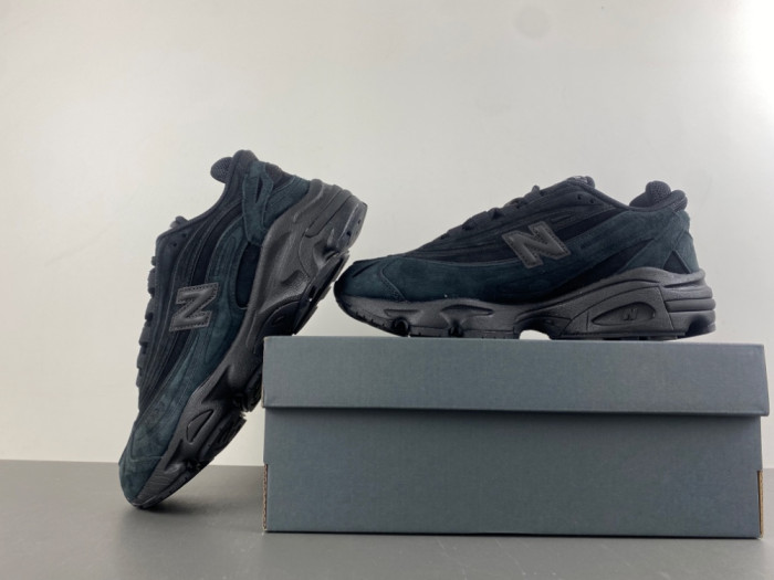 New Balance 1000 Black Cat Men