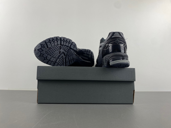 NEW BALANCE 1906R BLACK PHANTOM - M1906RLB