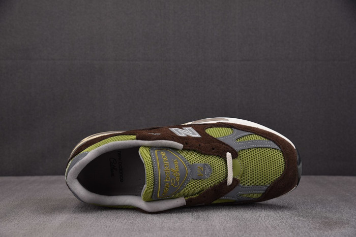 New Balance 991v2 MiUK Daniëlle Cathari x Kith Reverse Matcha U991CK2